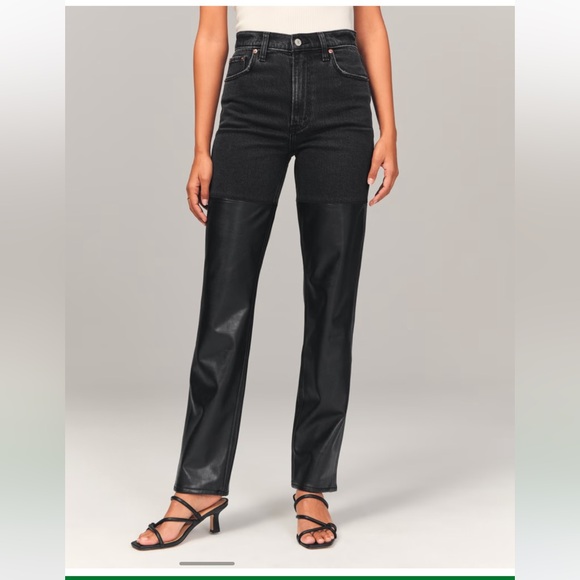 Abercrombie & Fitch Denim - Abercrombie and Fitch Mixed Fabric Ultra High Rise 90s Straight Jean 27
